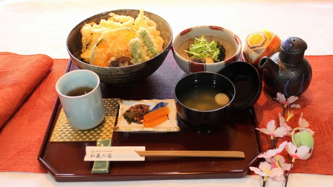 【平日限定】富山の海の幸「白エビかき揚げ丼」1泊2食